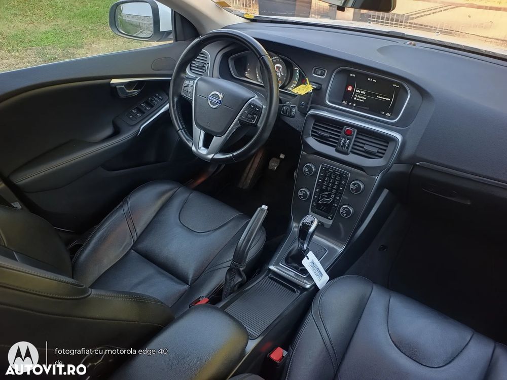 Volvo V40 T3 Momentum - 15