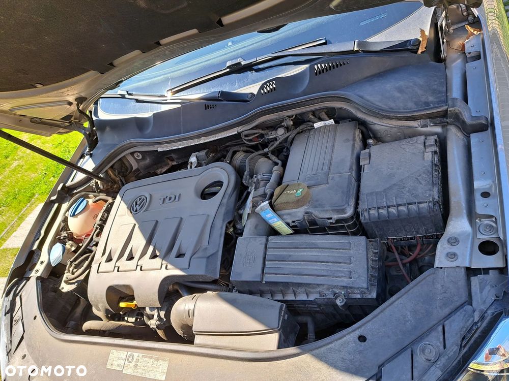 Volkswagen Passat 2.0 TDI Comfortline DSG - 5
