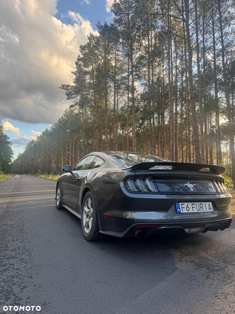 Ford Mustang 3.7 V6 - 4