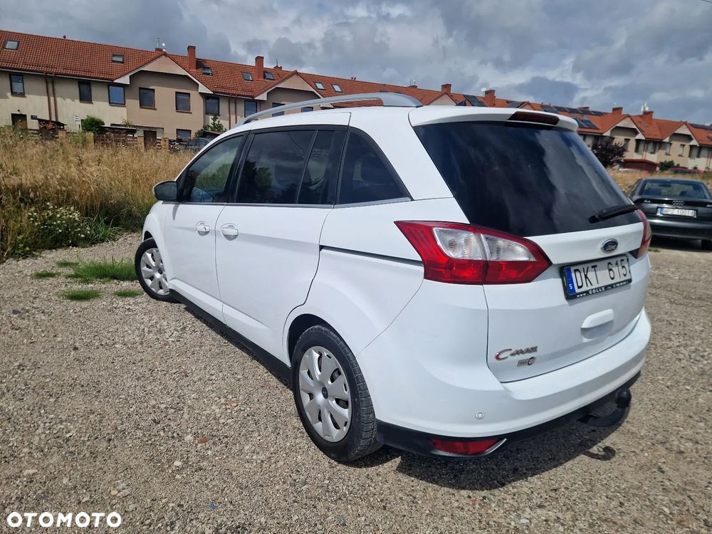 Ford Grand C-MAX 2.0 TDCi Champions Edition - 26