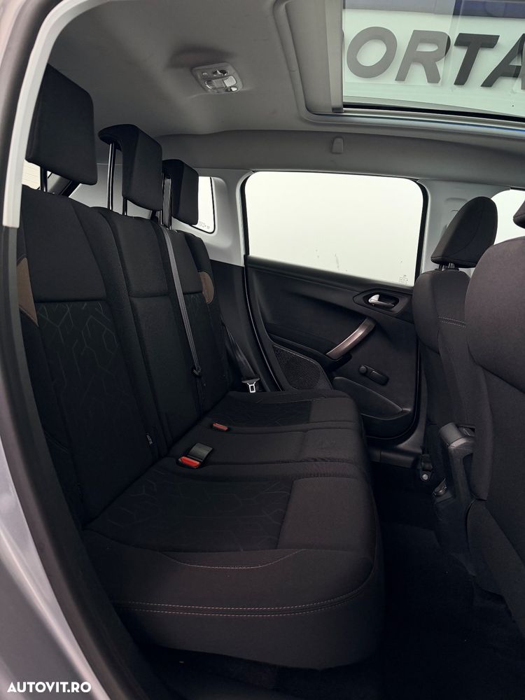 Peugeot 2008 1.2 e-VTi STT ETG Active - 37