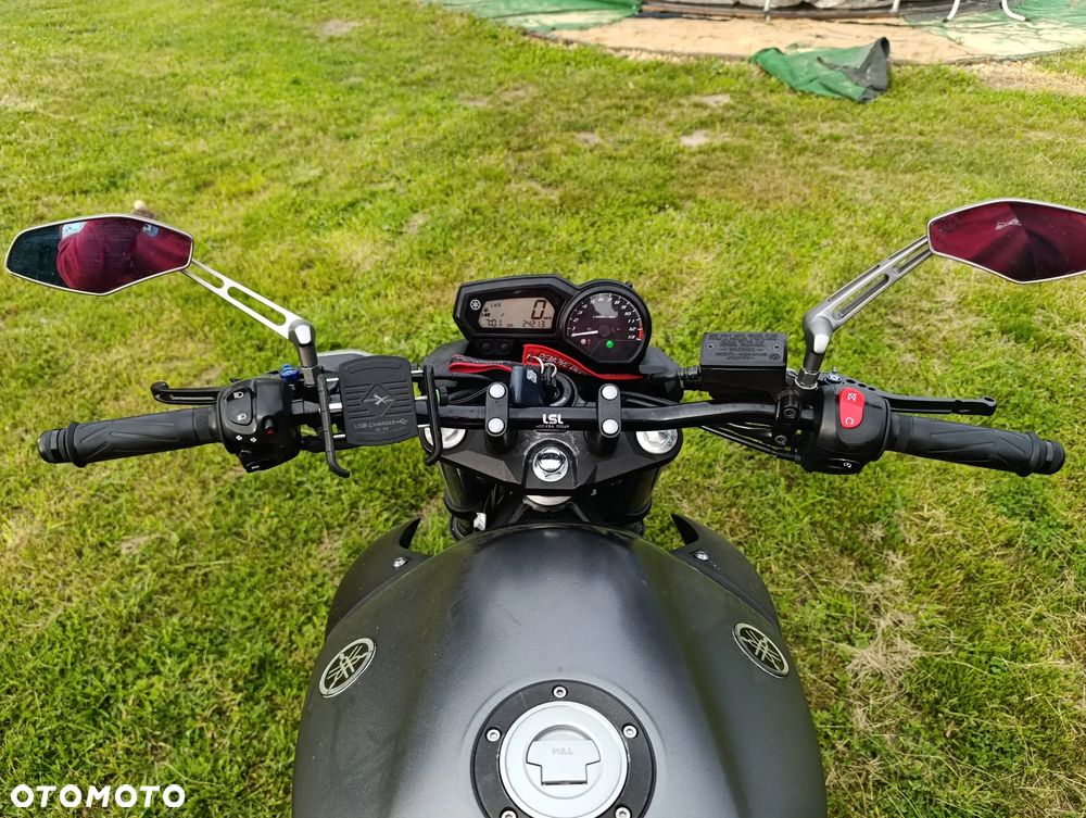 Yamaha XJ - 8