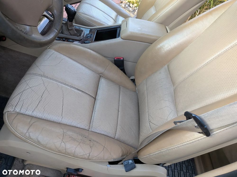 Mercedes-Benz ML 270 CDI - 16