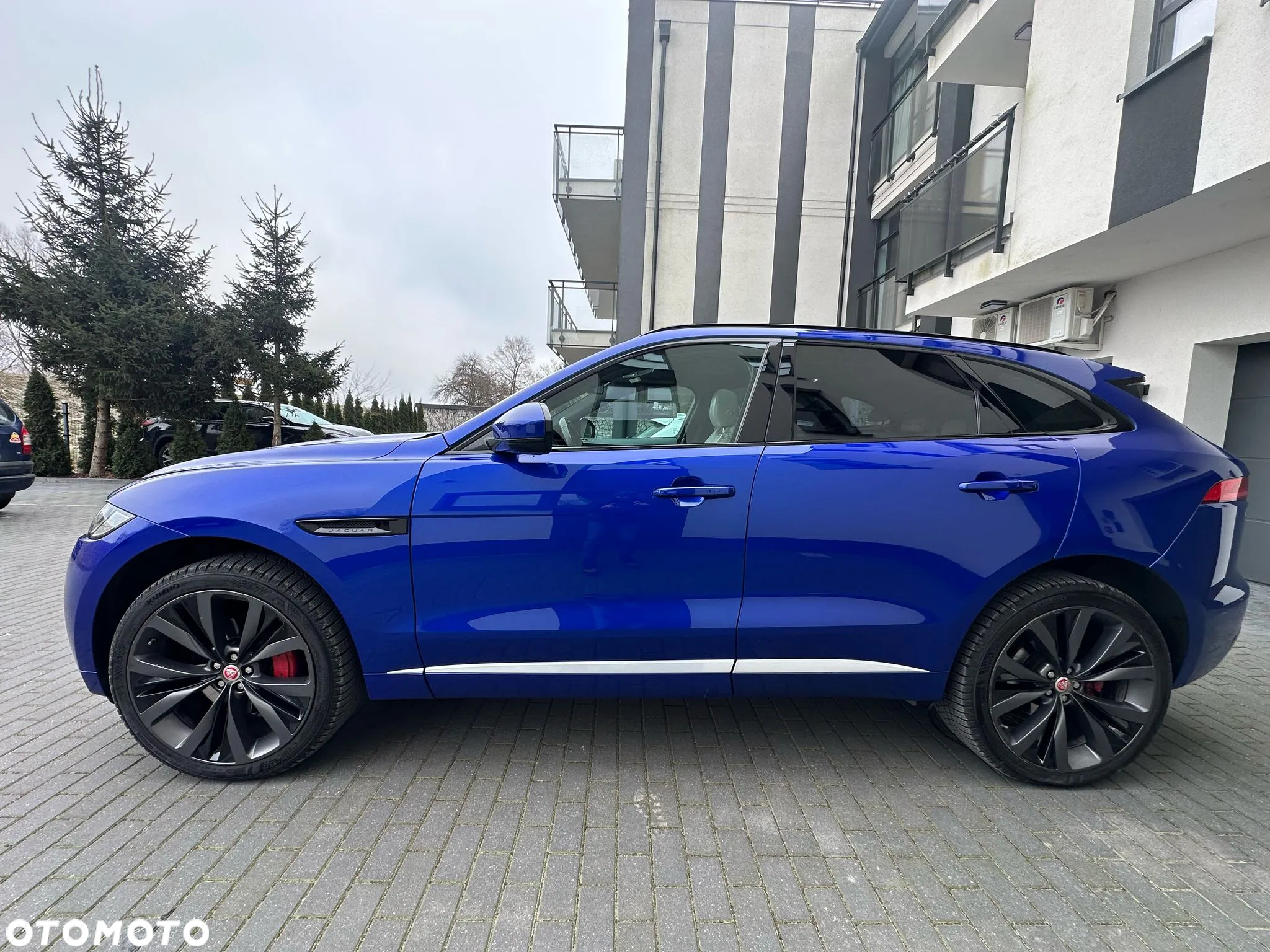 Jaguar F-Pace 3.0 V6 AWD First Edition - 2