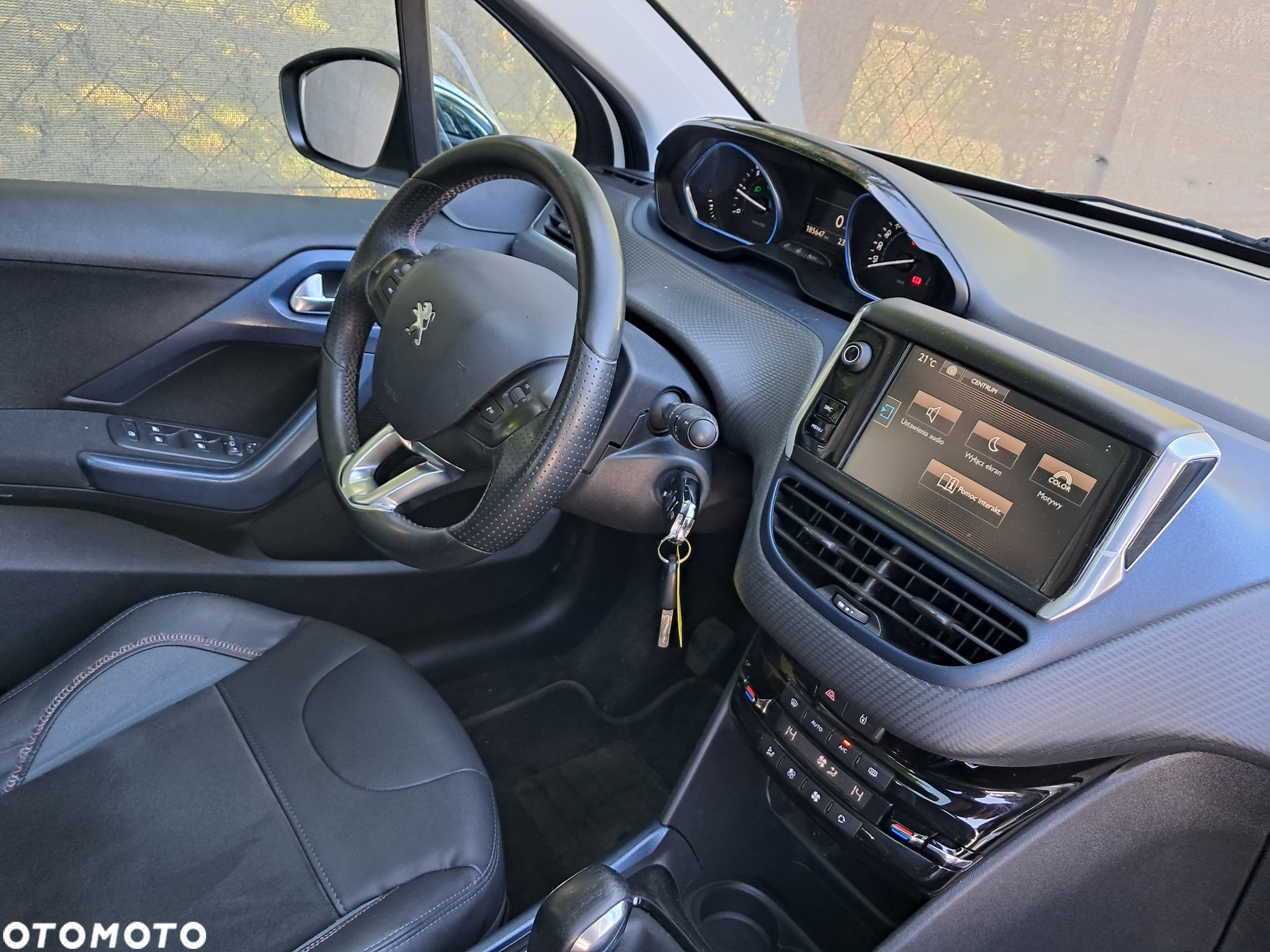 Peugeot 2008 - 15