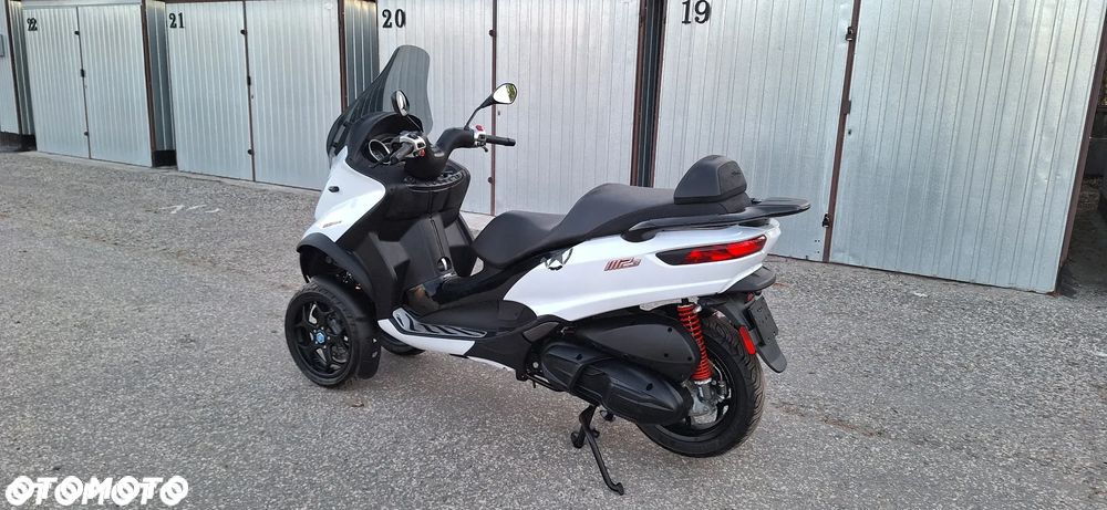 Piaggio MP-3 - 3
