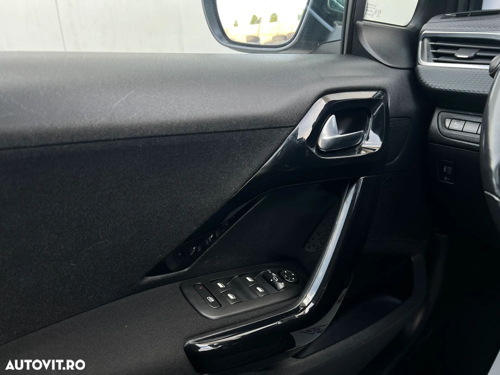 Peugeot 208 PureTech 110 Stop & Start Allure - 15