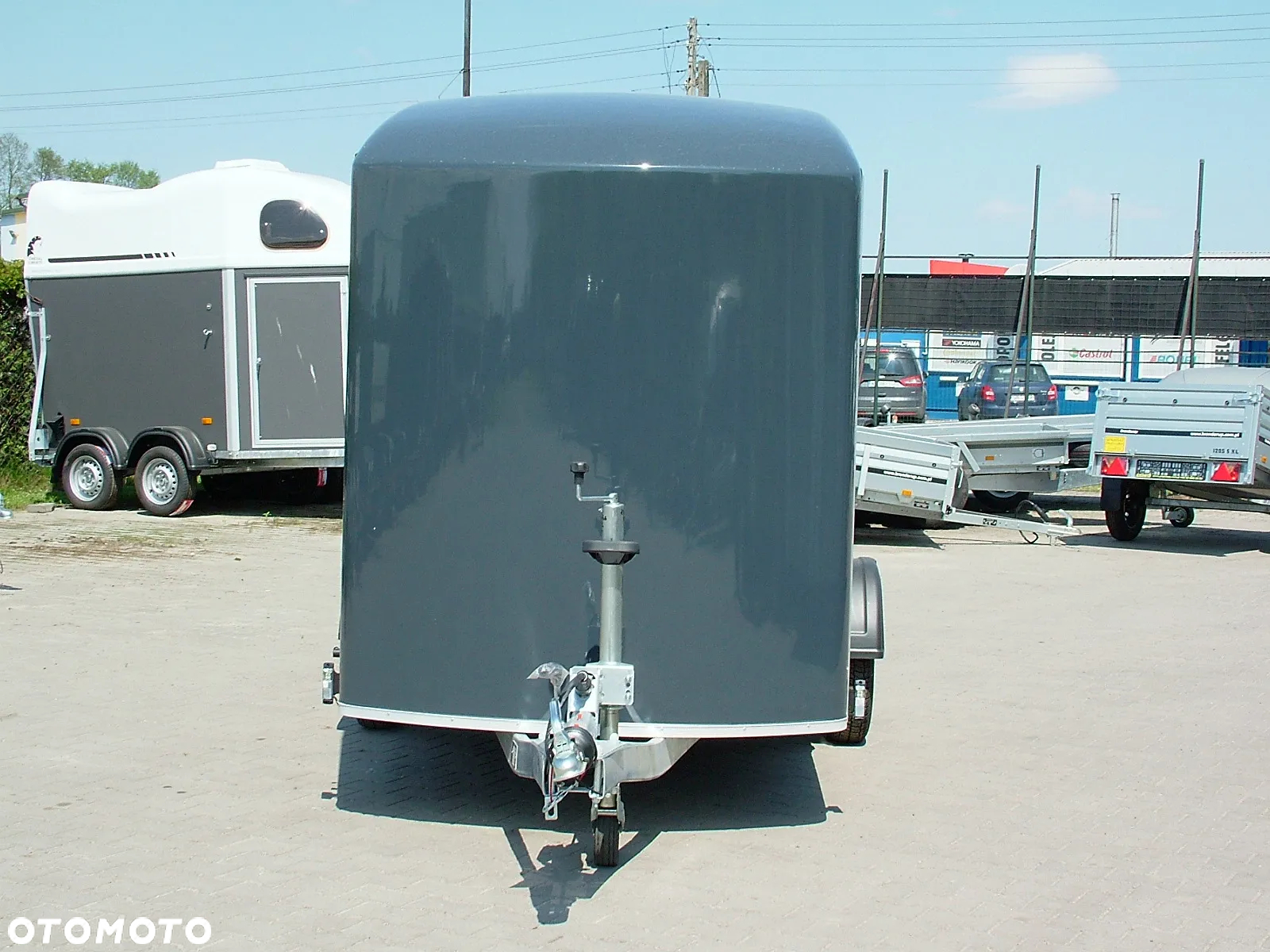 Debon Przyczepa zabudowana aluminiowa poliestrowa kontener furgon cargo Cheval Liberte Debon C 300 - 9