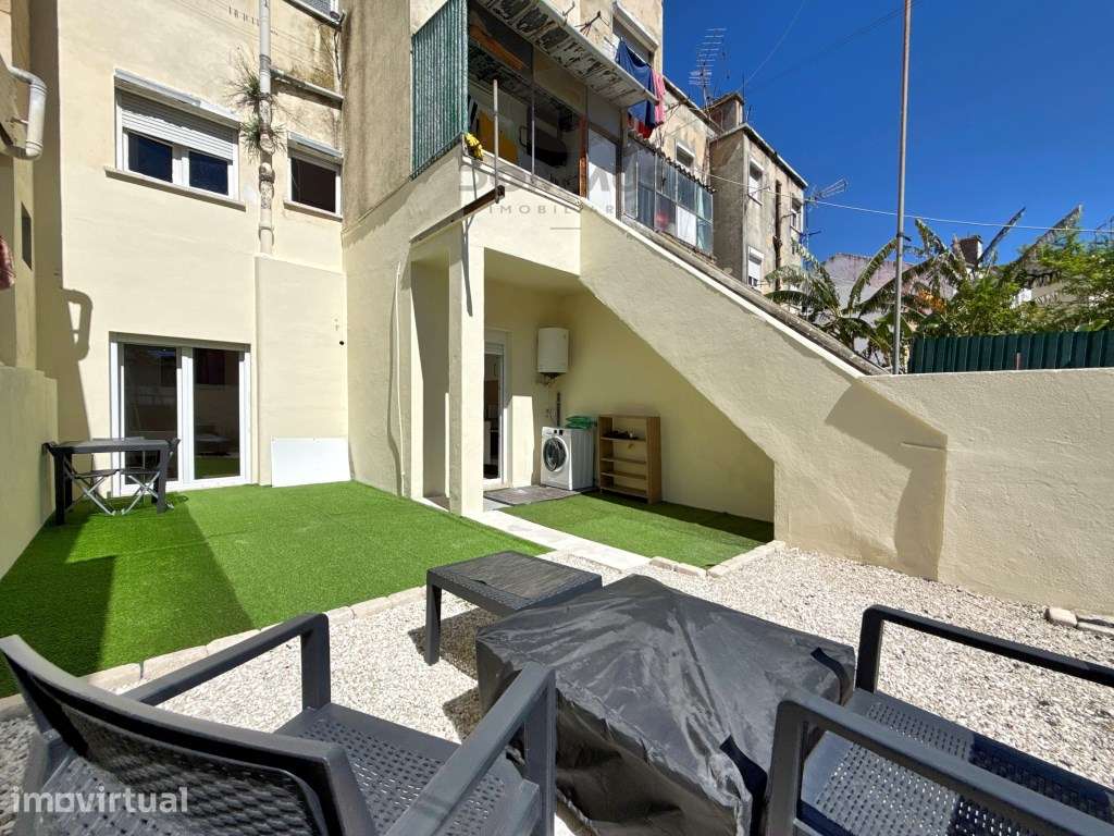 Apartamento T1 com Terraço em Camarate - Grande imagem: 5/29