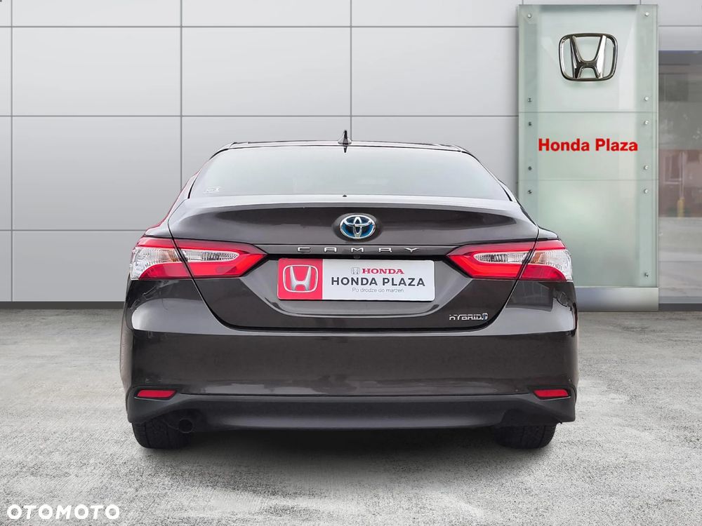 Toyota Camry 2.5 Hybrid Comfort CVT - 4