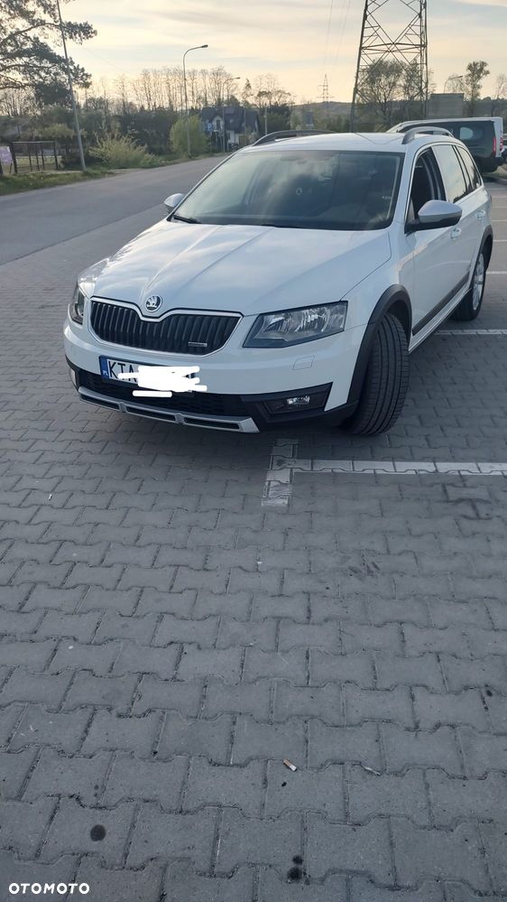 Skoda Octavia 2.0 TDI 4x4 DSG Scout - 3