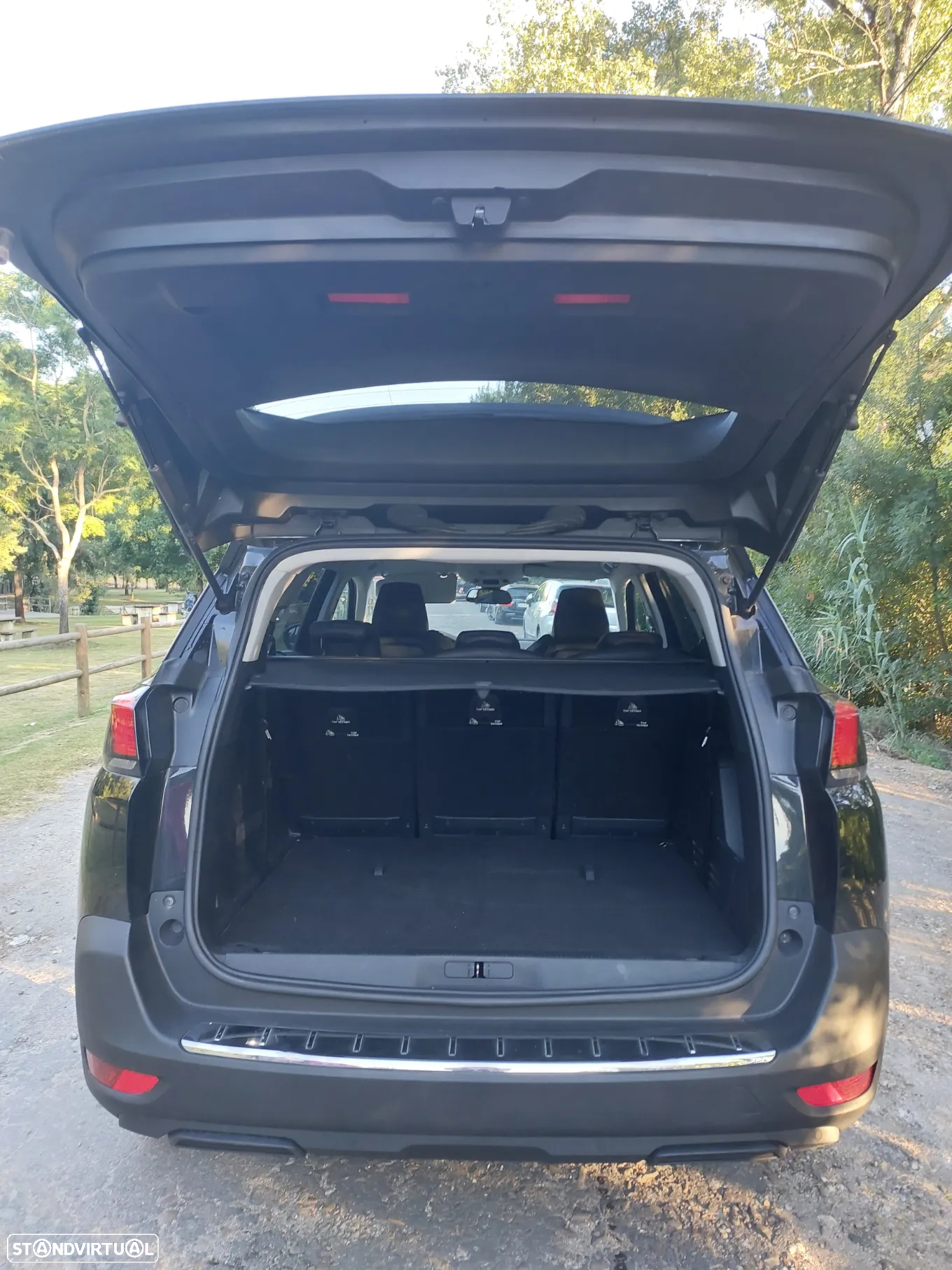 Peugeot 5008 1.6 BlueHDi Allure EAT6 J18 - 5