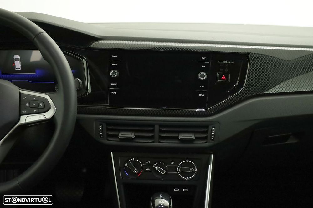VW Taigo 1.0 TSI Urban DSG - 9