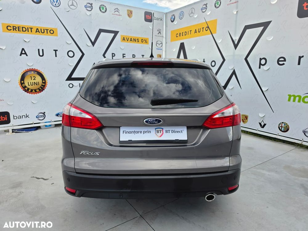 Ford Focus 2.0 TDCI DPF Aut. Titanium - 4