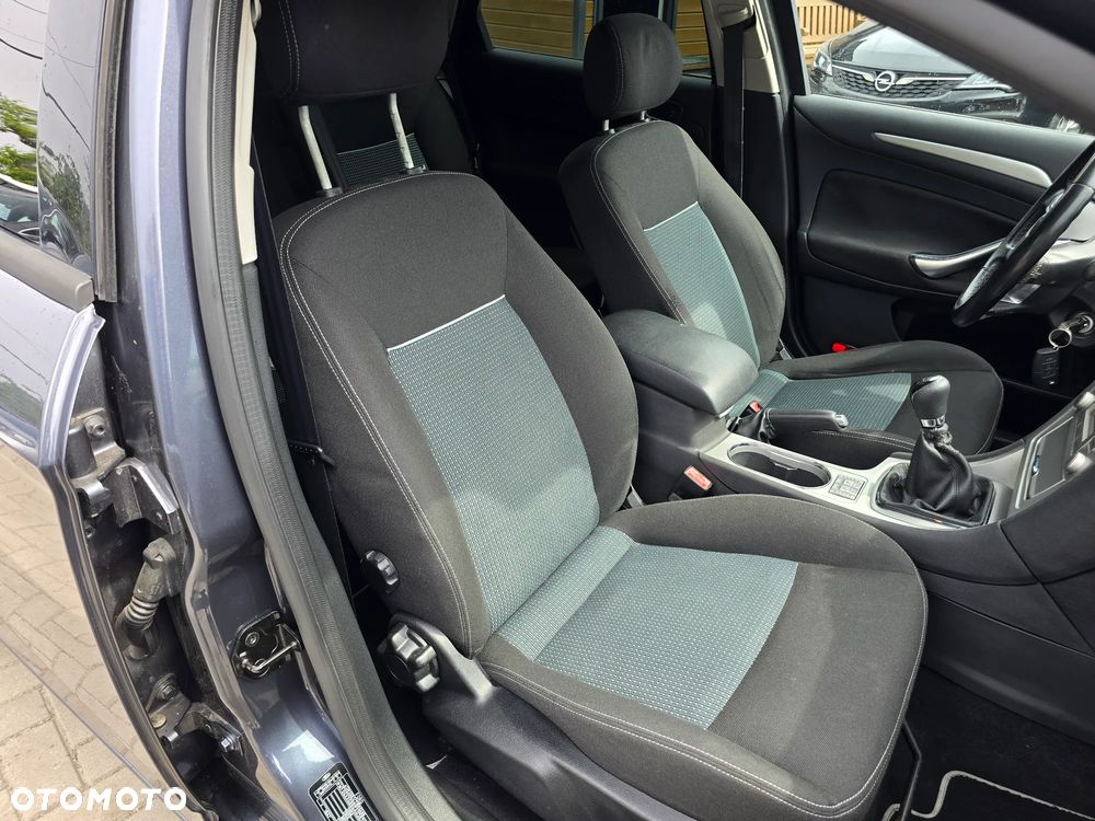 Ford Mondeo - 15