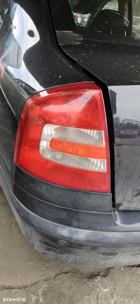 SKODA OCTAVIA II  04-08 1.9 TDI BXE - ZDERZAK PRZÓD PRZEDNI CZARNY - 12