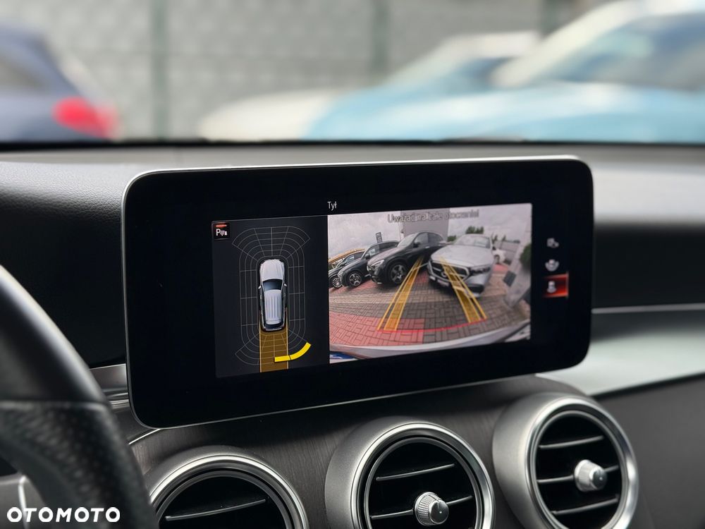 Mercedes-Benz GLC 220 d 4Matic 9G-TRONIC AMG Line Plus - 21