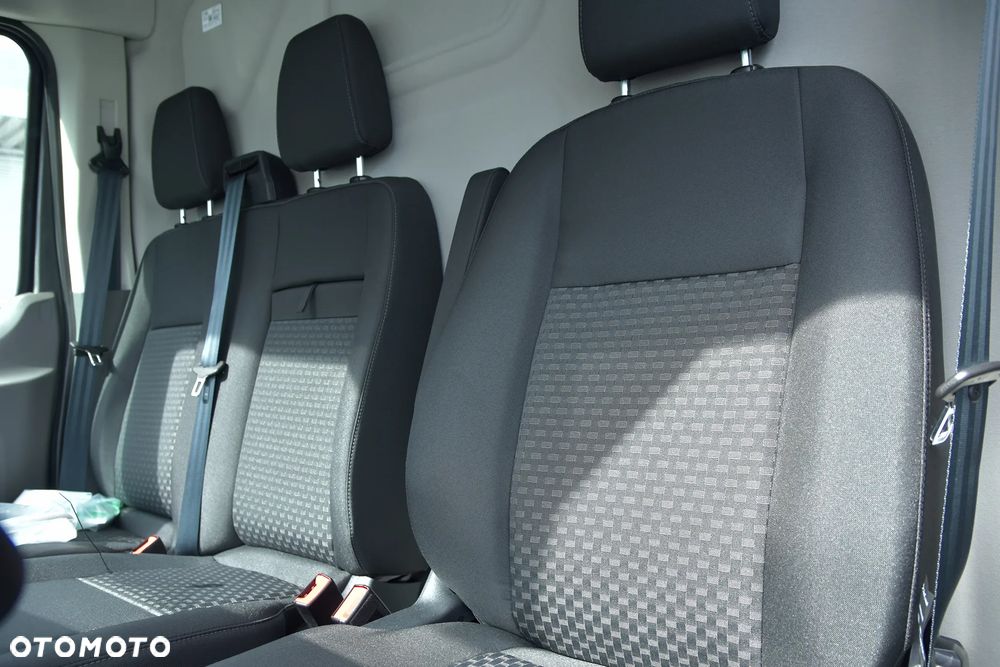 Ford TRANSIT 2.0 EcoBlue 165KM LDT 6.2 FWD M6 VAN LIMITED 350 L3 - 9