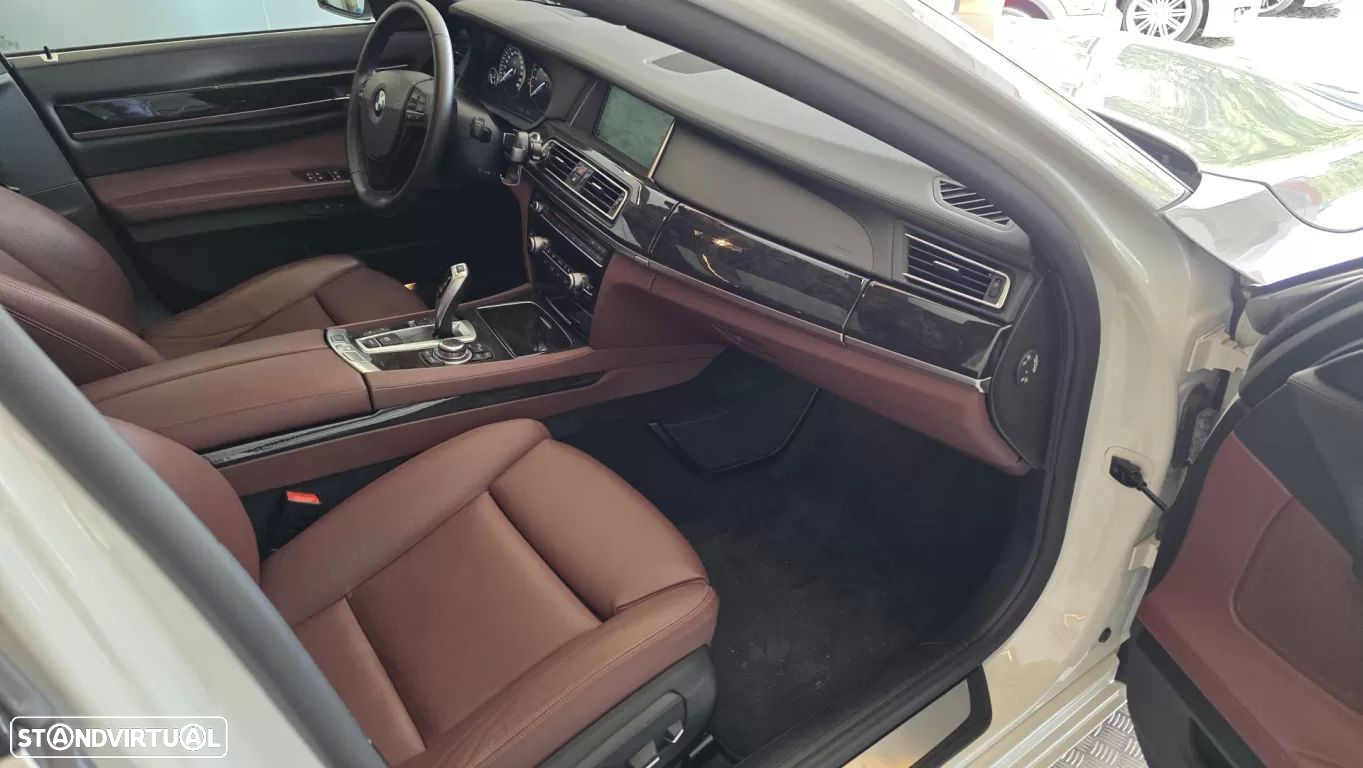 BMW 730 Ld Edition Exclusive - 55