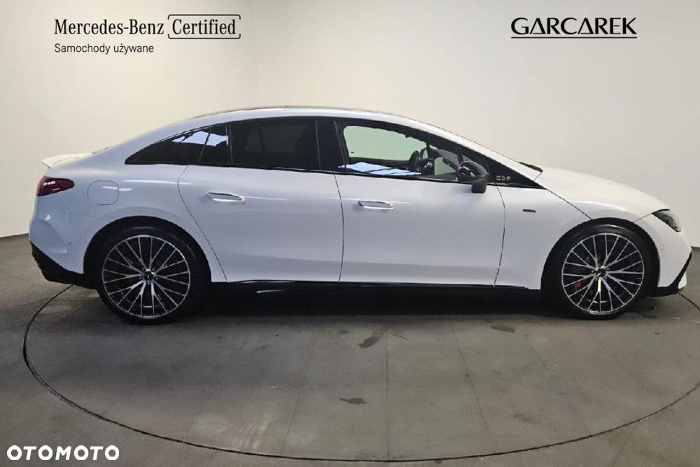 Mercedes-Benz EQE - 8