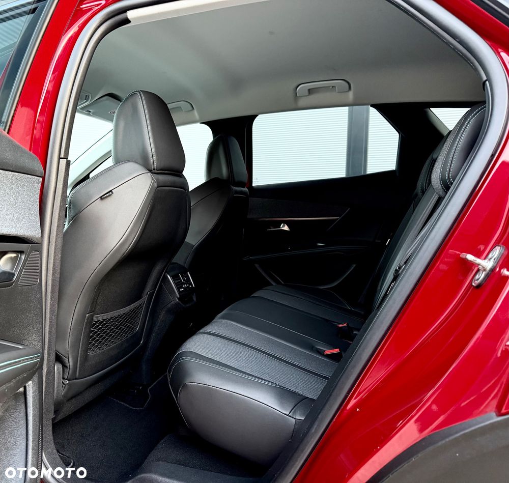 Peugeot 3008 BlueHDi 130 Stop & Start EAT8 Allure Pack - 27