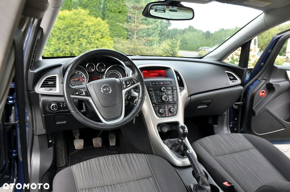 Opel Astra - 28