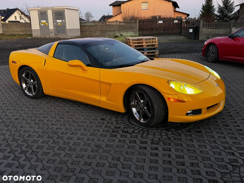Chevrolet Corvette - 2