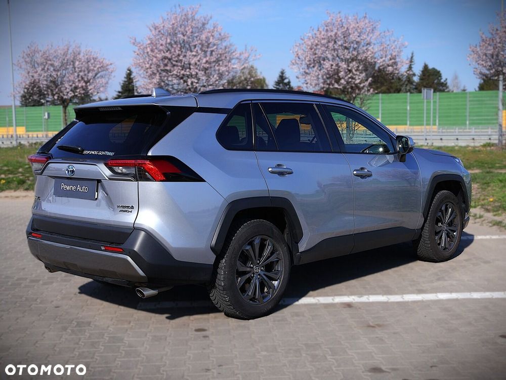 Toyota RAV4 - 10