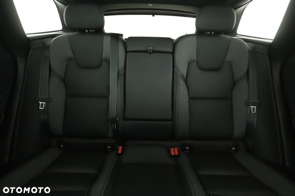 Volvo XC 60 - 24