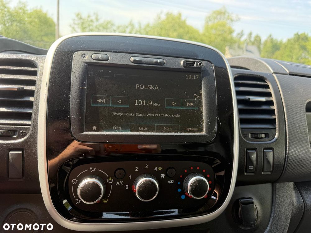 Renault Trafic / 2.0D / 120KM / LED / Najbogatsza wersja / 90000 KM / FV23% - 13