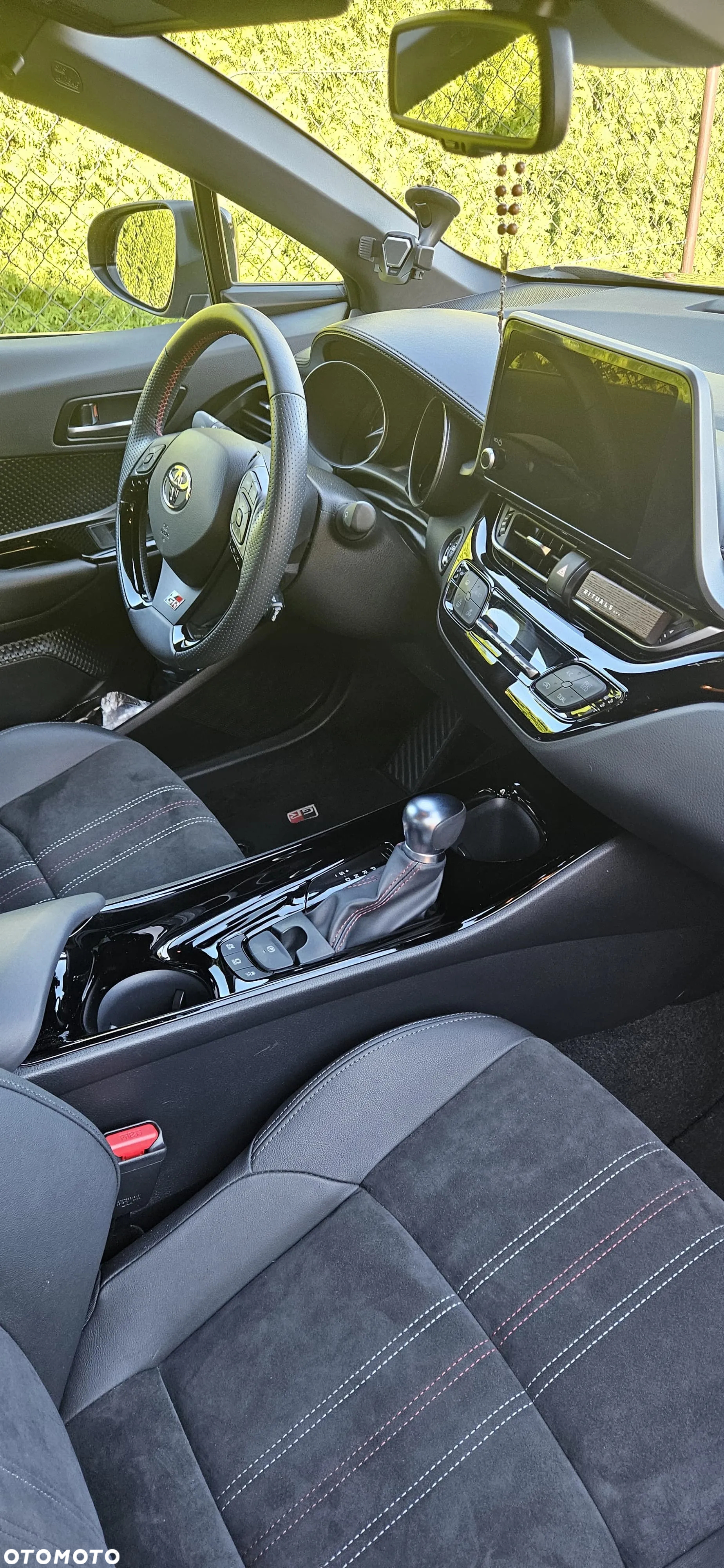 Toyota C-HR - 9