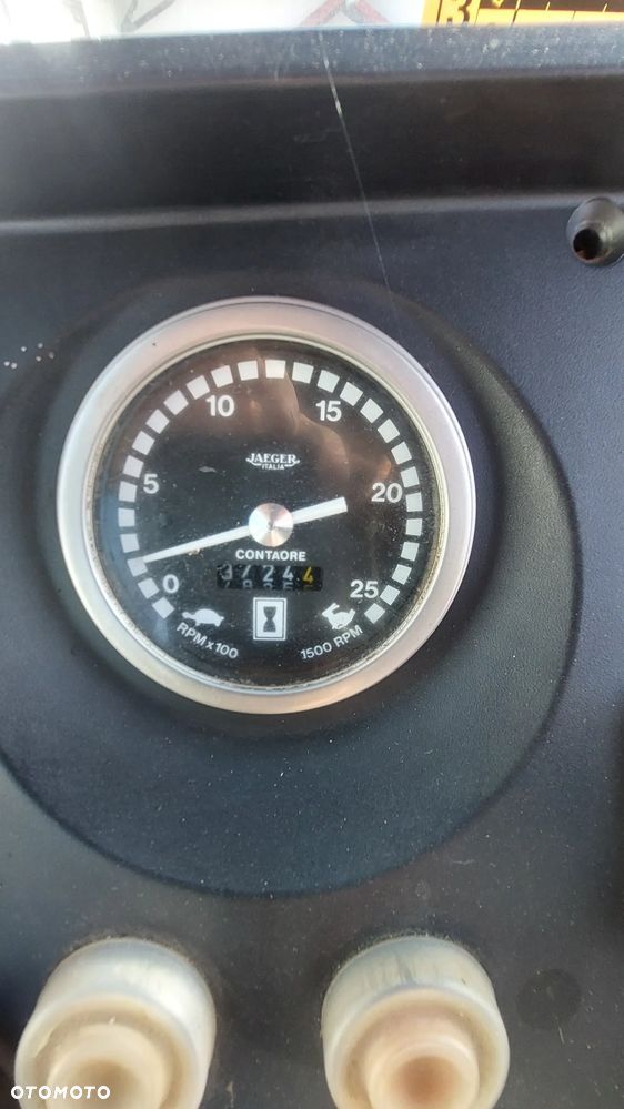 Massey Ferguson 675 - 13