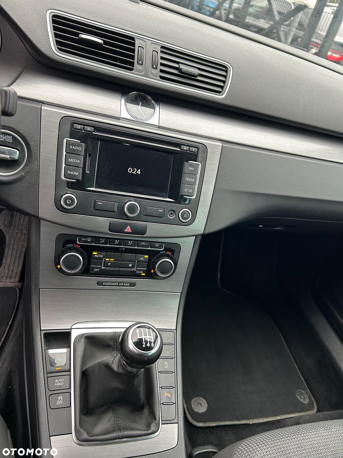 Volkswagen Passat - 30