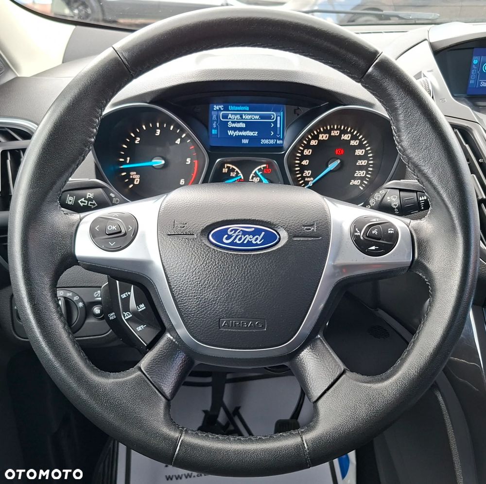 Ford Kuga 2.0 TDCi 4x4 Titanium - 20