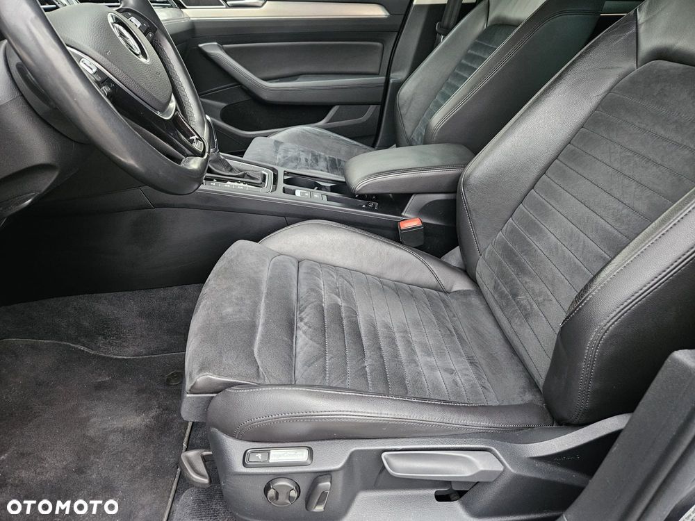 Volkswagen Passat - 17