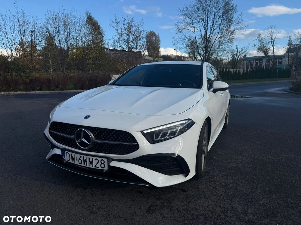 Mercedes-Benz Klasa A 220 4-Matic AMG Line 7G-DCT - 12