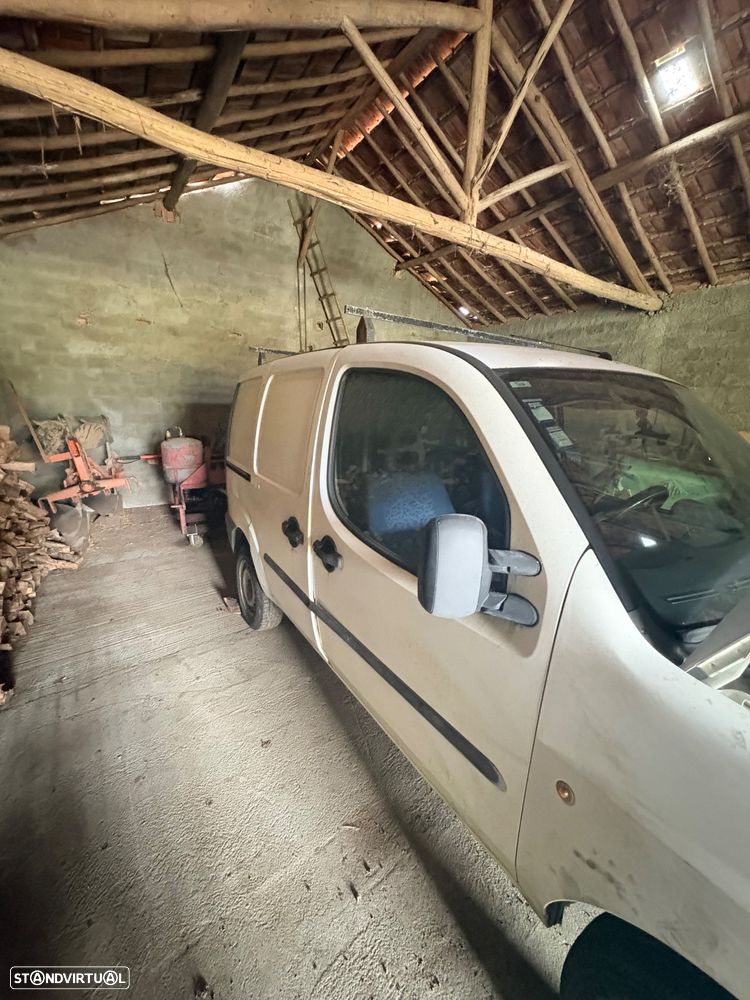 Fiat Doblo 1.9 JTD HLX - 5