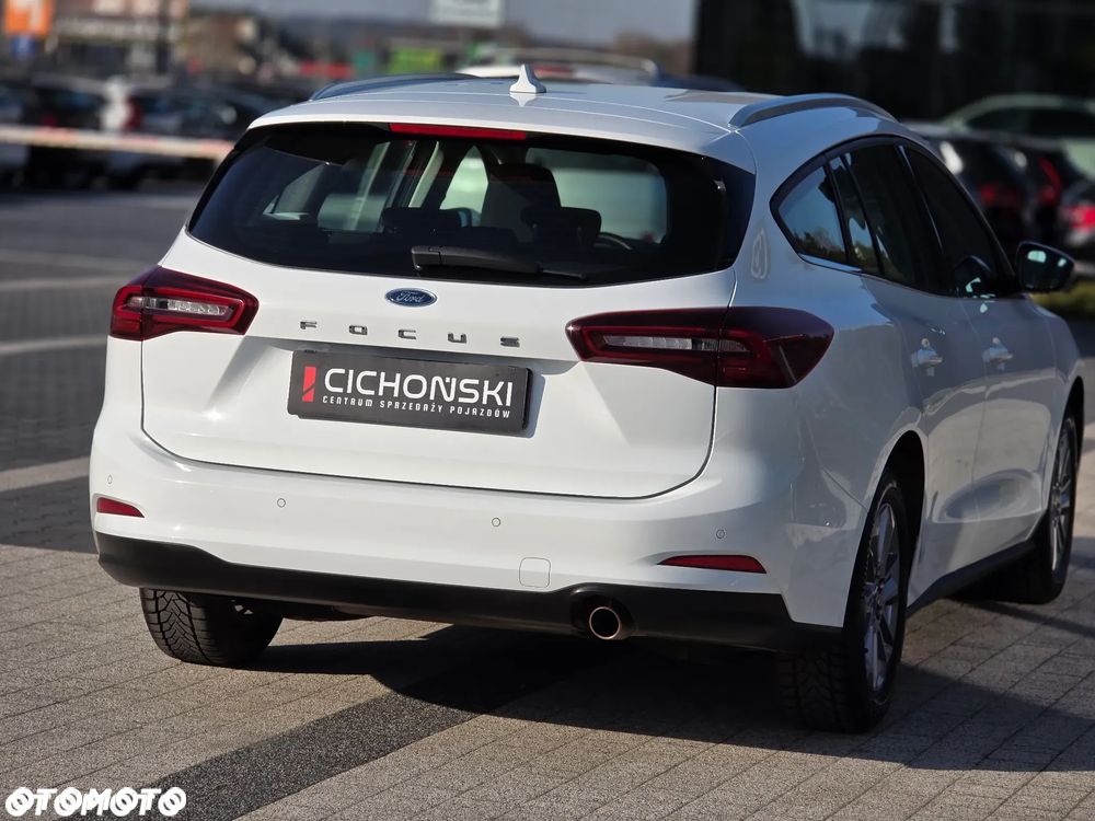 Ford Focus 1.0 EcoBoost Titanium Design - 9