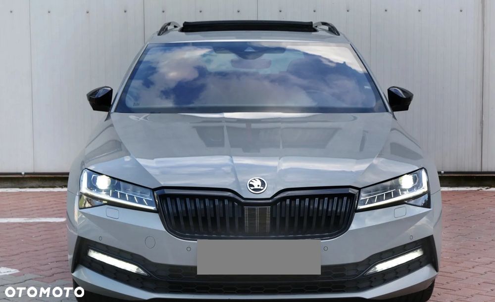 Skoda Superb 2.0 TDI SCR 4x4 Sportline DSG - 12