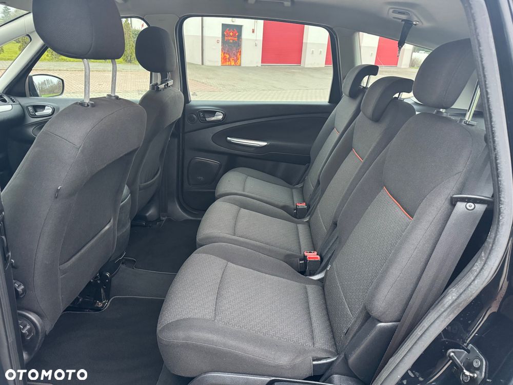 Ford S-Max 2.0 Viva Titanium - 6