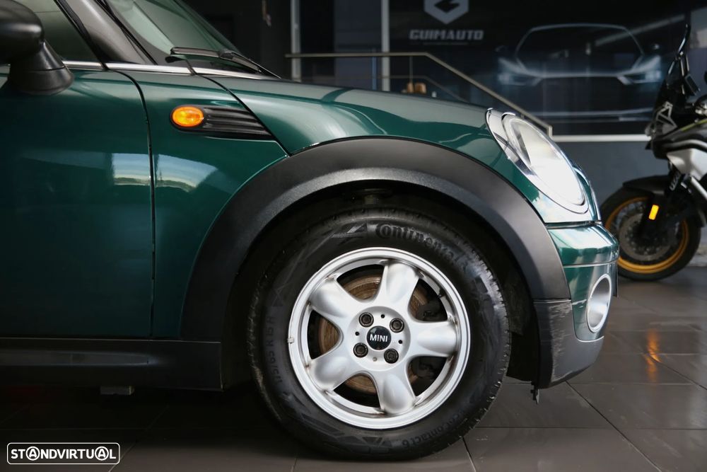 MINI 3 Portas One - 2