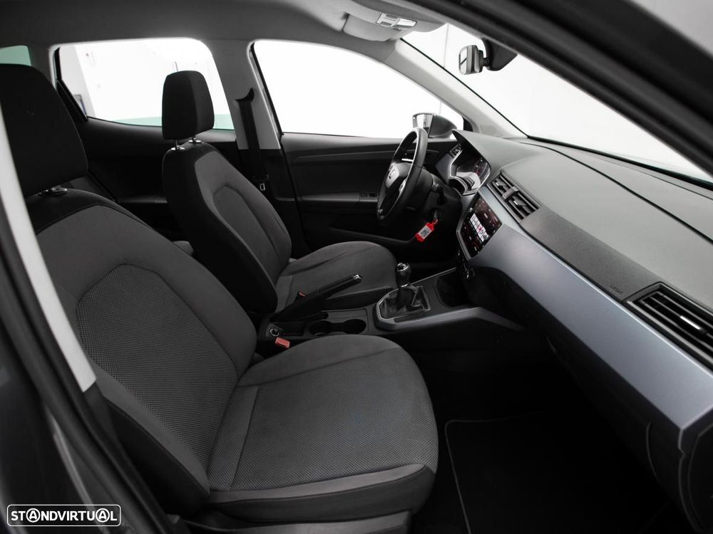 SEAT Arona - 9