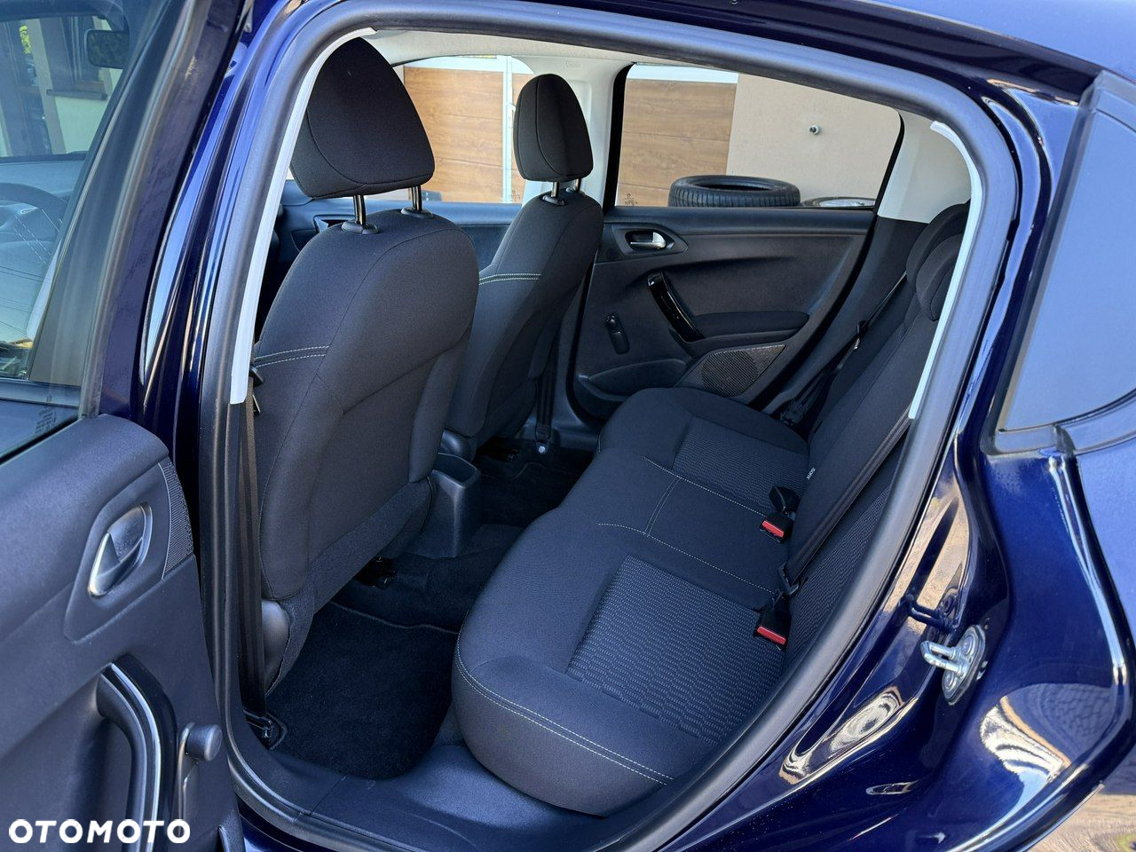 Peugeot 208 1.2 PureTech Style - 24
