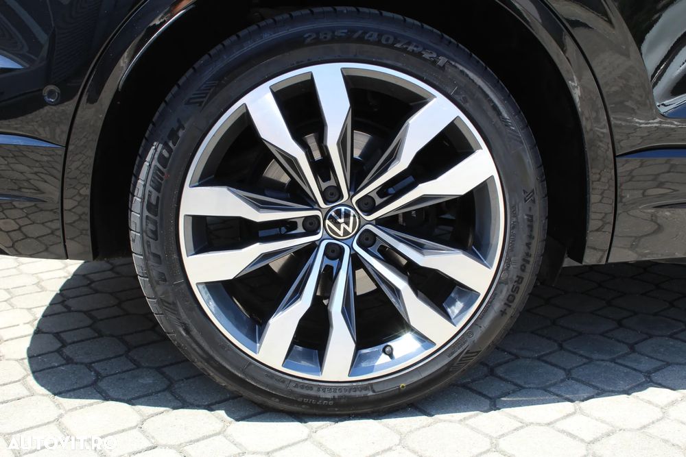Volkswagen Touareg 3.0 V6 TDI 4Motion DPF Automatik R-Line - 23
