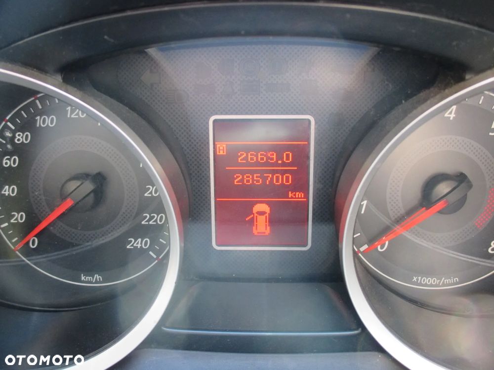 Mitsubishi Lancer 1.8 Inform LPG - 5