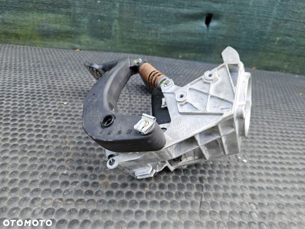 Pedały 678711/10 6761310 Pedał Czujnik Hamulca Sprzegła Stelaż Manual Europa BMW 3 E90 E91 E92 - 18