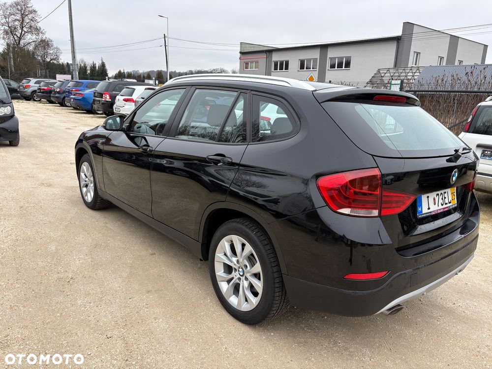 BMW X1 xDrive18d xLine - 8