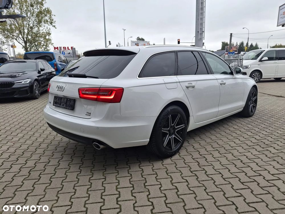 Audi A6 Avant 2.0 TDI Ultra S tronic - 4