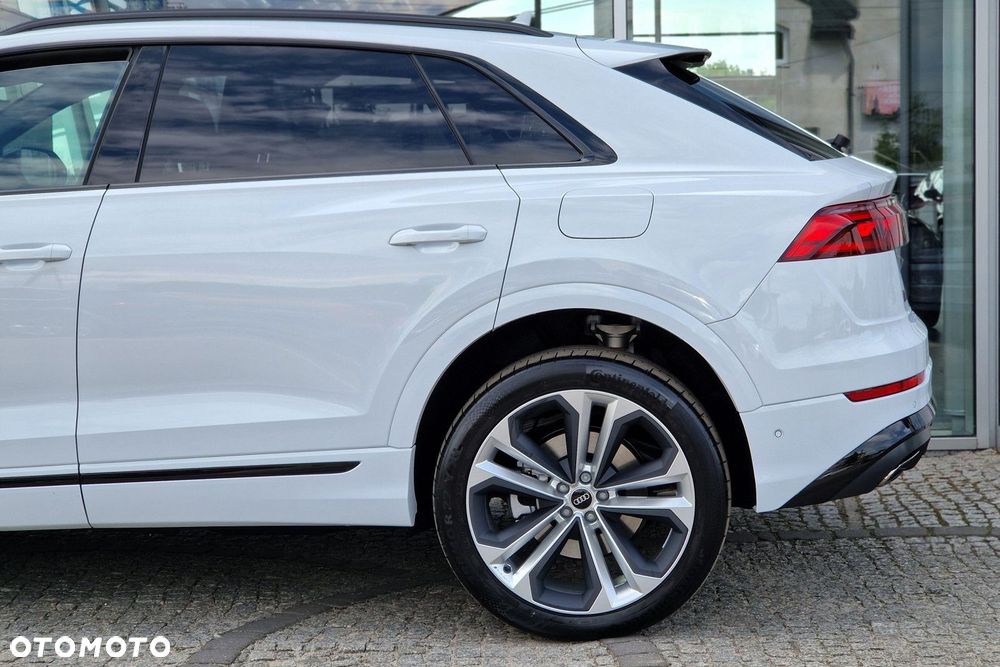 Audi Q8 55 TFSI e PHEV Quattro Tiptronic - 8