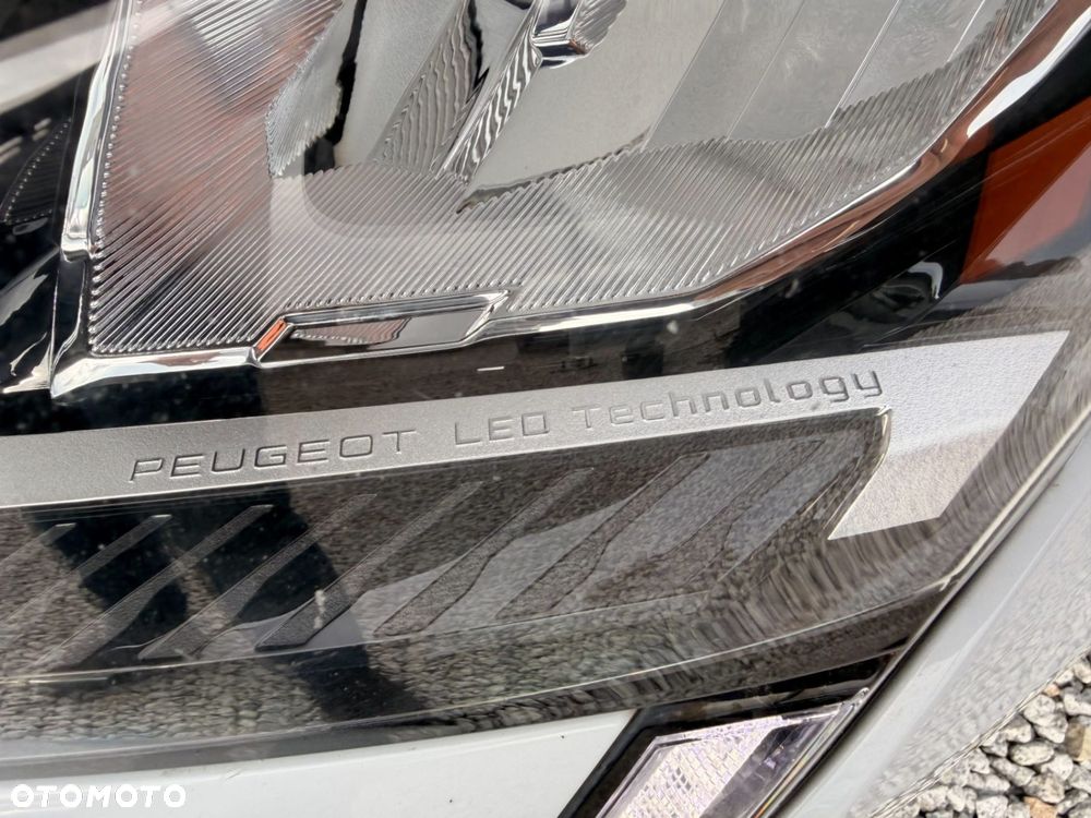 Peugeot 308 1.5 BlueHDi Allure S&S EAT8 - 30